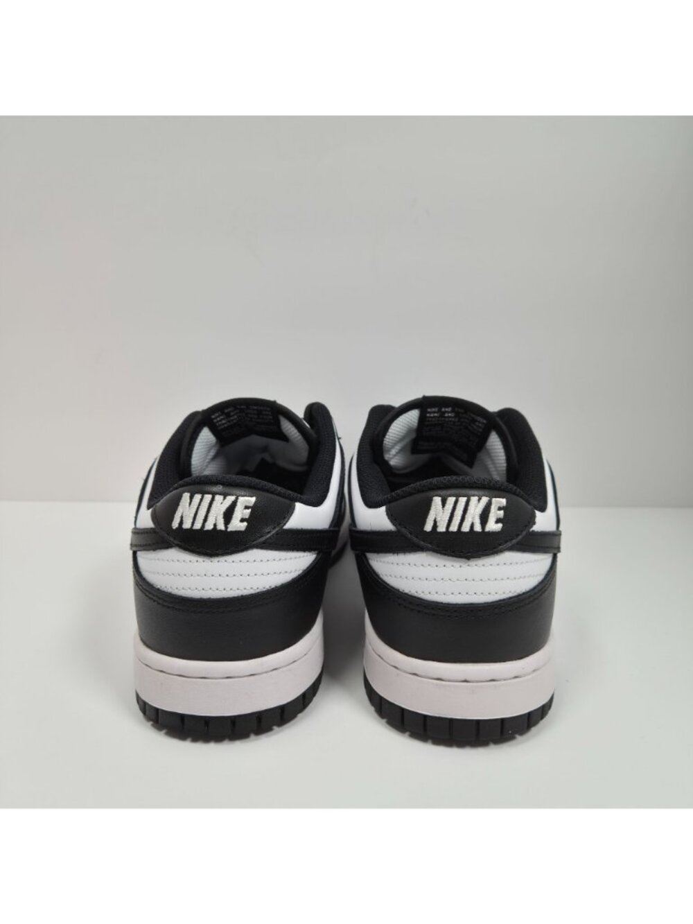 Nike Dunk Low Retro Women's Black White Panda Sneakers DD1503-101 US Size 10 - Picture 4 of 8